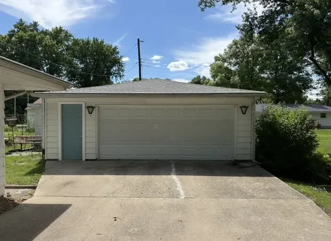 609 9TH Avenue Ottawa IL 61350