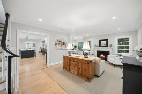 1037 Oak Street Winnetka IL 60093