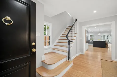 1037 Oak Street Winnetka IL 60093
