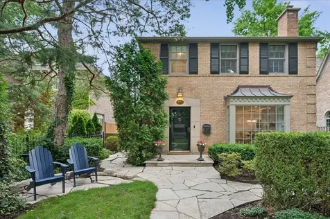 1037 Oak Street Winnetka IL 60093