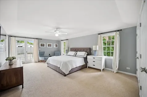 1037 Oak Street Winnetka IL 60093