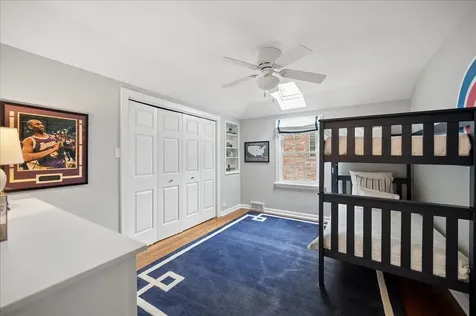 1037 Oak Street Winnetka IL 60093
