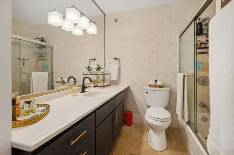 30 East Huron Street Chicago IL 60611