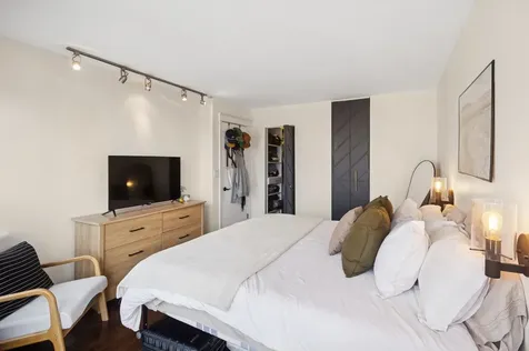 30 East Huron Street Chicago IL 60611