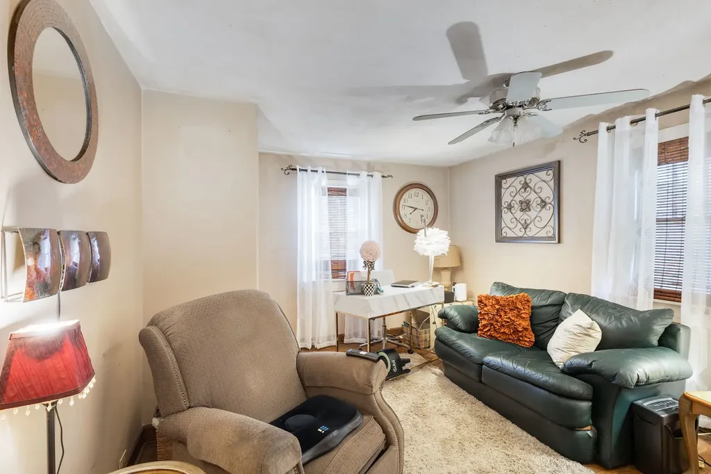 7522 Arlene Avenue Willowbrook IL 60527