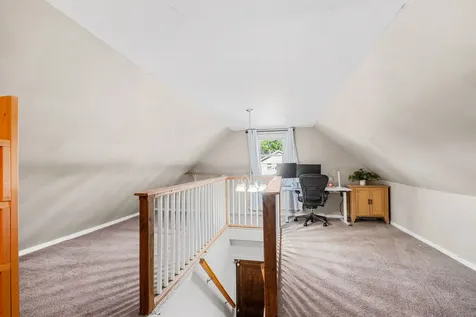 5704 North Major Avenue Chicago IL 60646