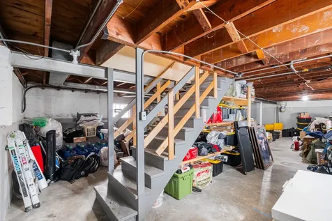 5704 North Major Avenue Chicago IL 60646
