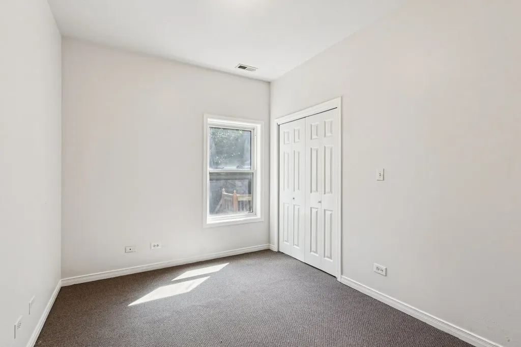 6823 South Dorchester Avenue Chicago IL 60637