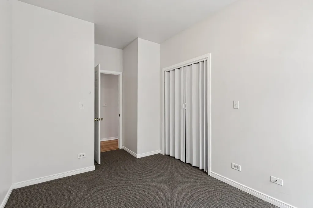 6823 South Dorchester Avenue Chicago IL 60637