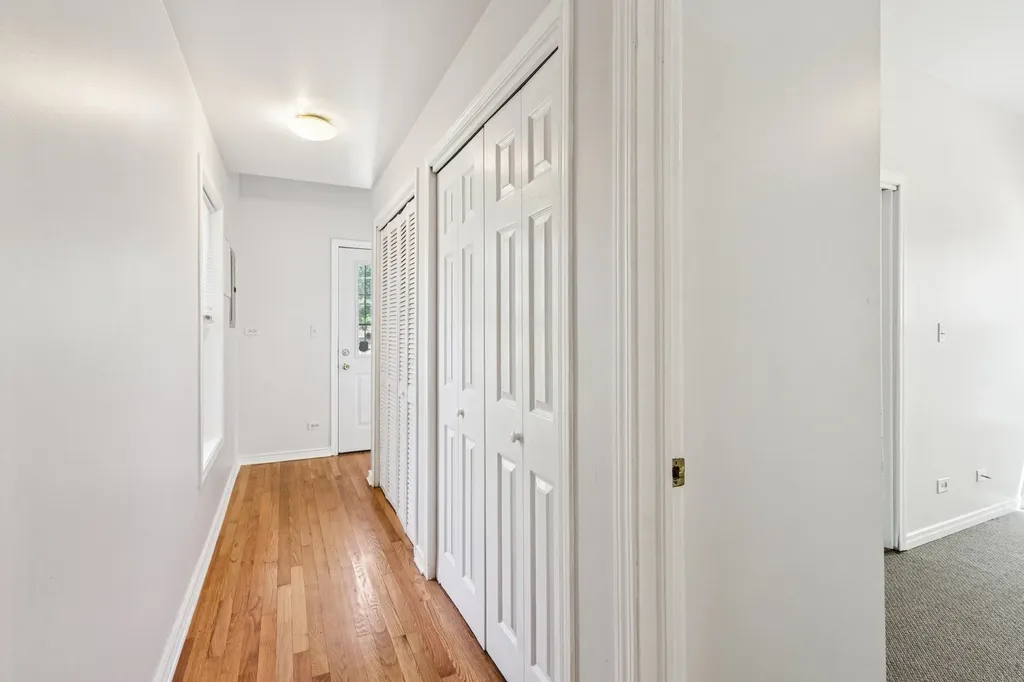 6823 South Dorchester Avenue Chicago IL 60637