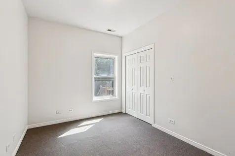 6823 South Dorchester Avenue Chicago IL 60637