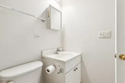 6823 South Dorchester Avenue Chicago IL 60637