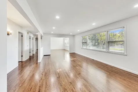 1108 Fortuna Avenue Park Ridge IL 60068