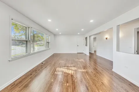 1108 Fortuna Avenue Park Ridge IL 60068