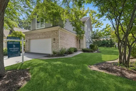 1488 White Oak Lane Woodstock IL 60098