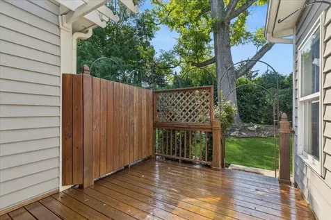 1488 White Oak Lane Woodstock IL 60098