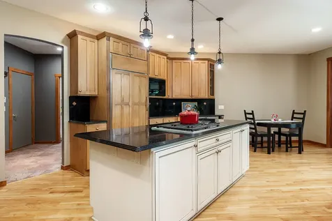 5352 Woodland Pond Lane Loves Park IL 61111