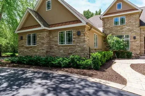 5352 Woodland Pond Lane Loves Park IL 61111