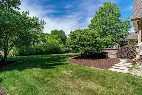 5352 Woodland Pond Lane Loves Park IL 61111