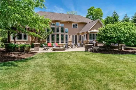 5352 Woodland Pond Lane Loves Park IL 61111