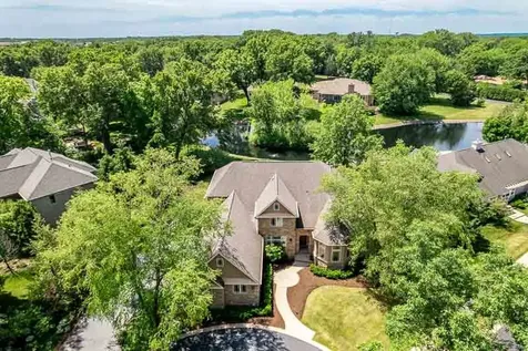 5352 Woodland Pond Lane Loves Park IL 61111