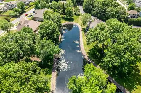5352 Woodland Pond Lane Loves Park IL 61111