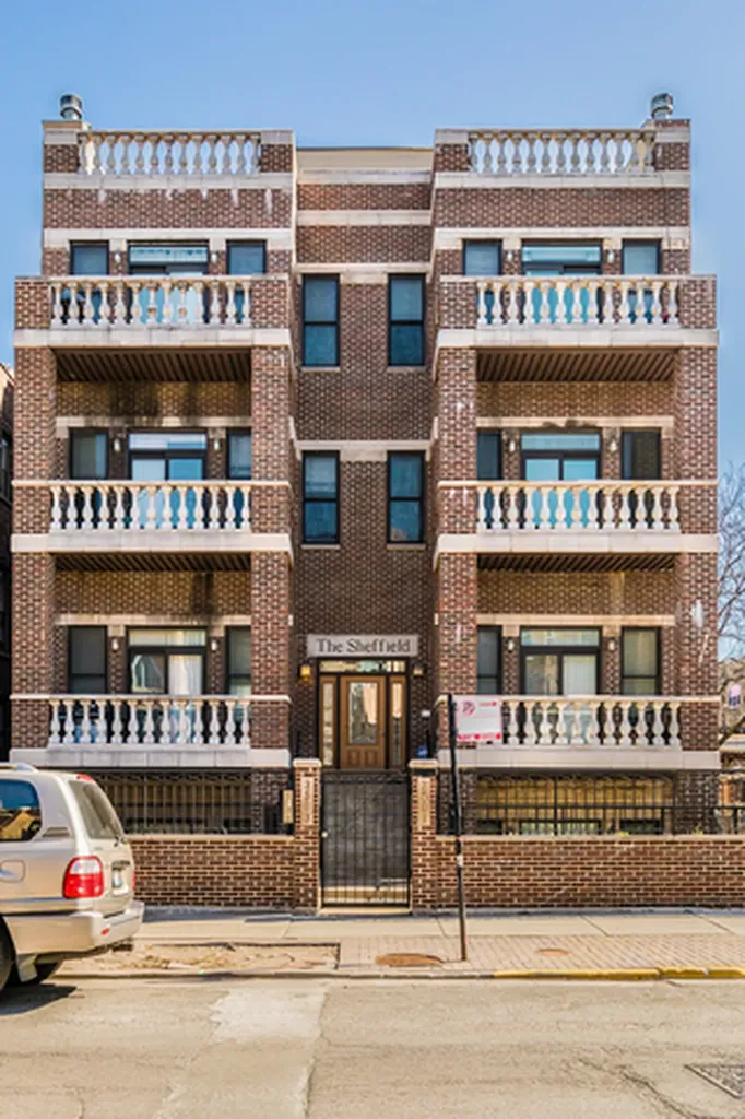 3501 North Sheffield Avenue Chicago IL 60657