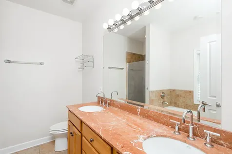 3501 North Sheffield Avenue Chicago IL 60657