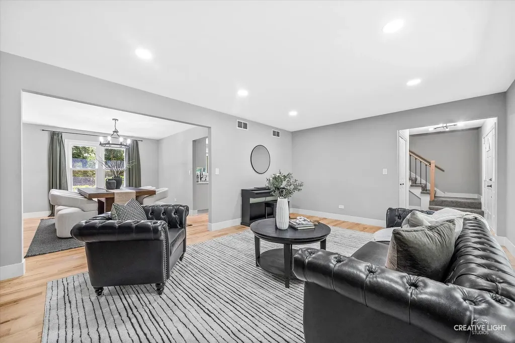 2425 Tanglewood Drive Lisle IL 60532