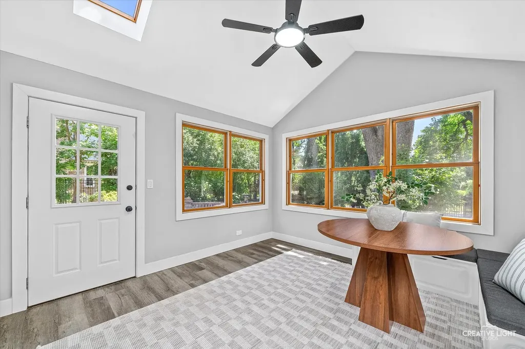 2425 Tanglewood Drive Lisle IL 60532