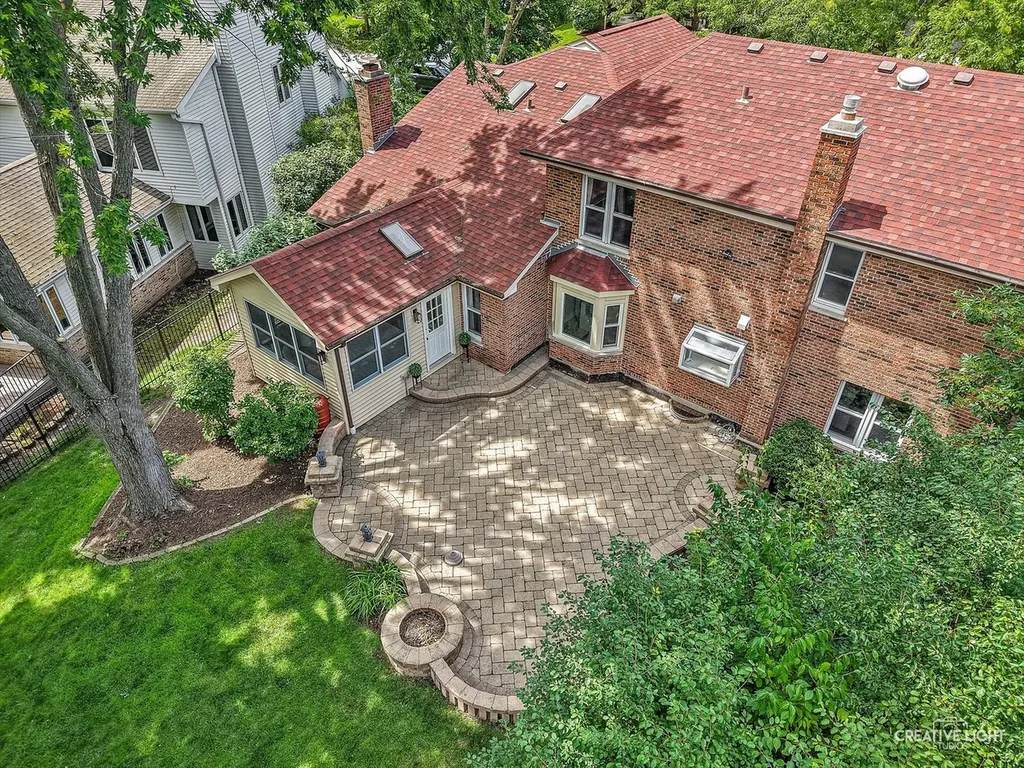 2425 Tanglewood Drive Lisle IL 60532