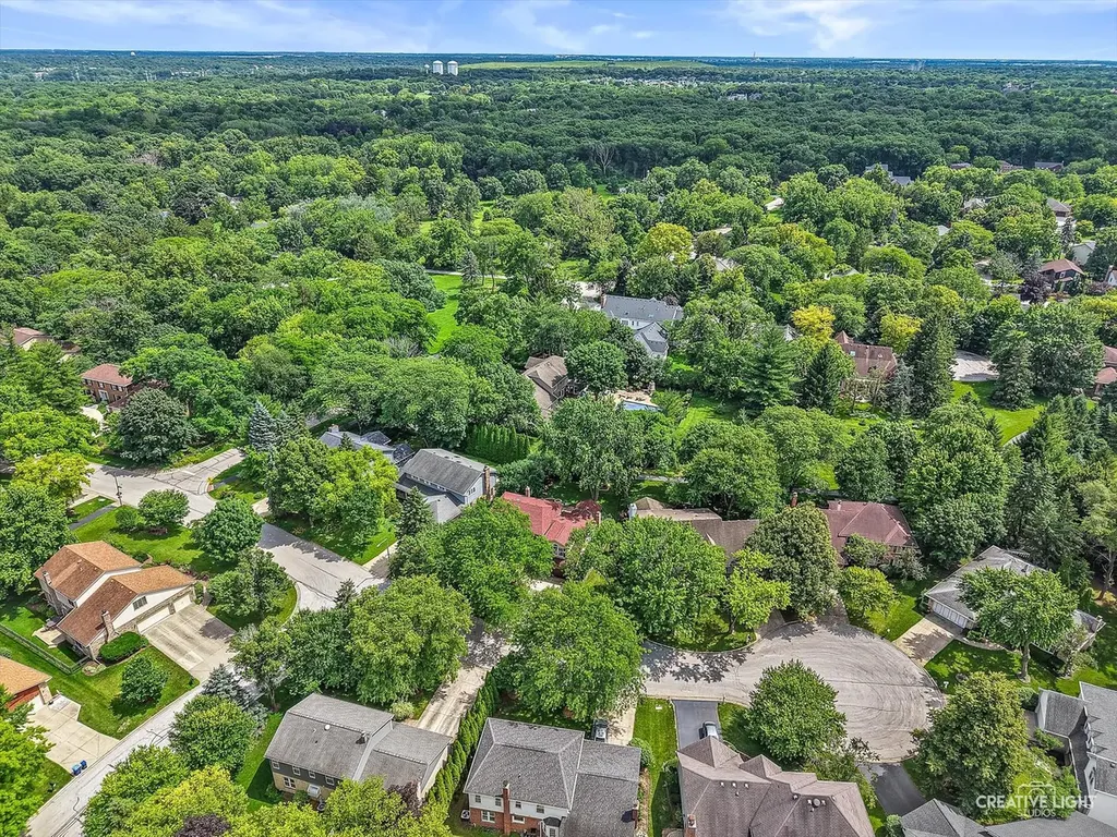 2425 Tanglewood Drive Lisle IL 60532