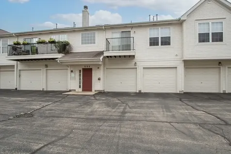 680 Mill Circle Wheeling IL 60090