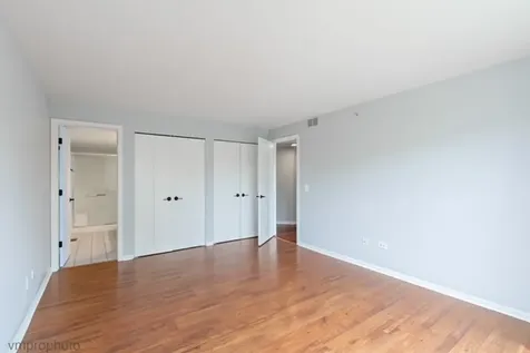 680 Mill Circle Wheeling IL 60090