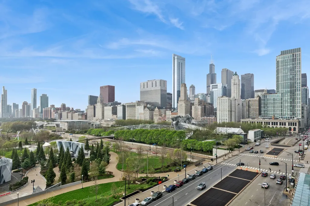340 East Randolph Street Chicago IL 60601