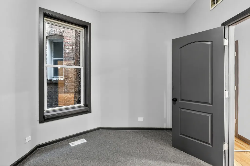 6348 South Greenwood Avenue Chicago IL 60637