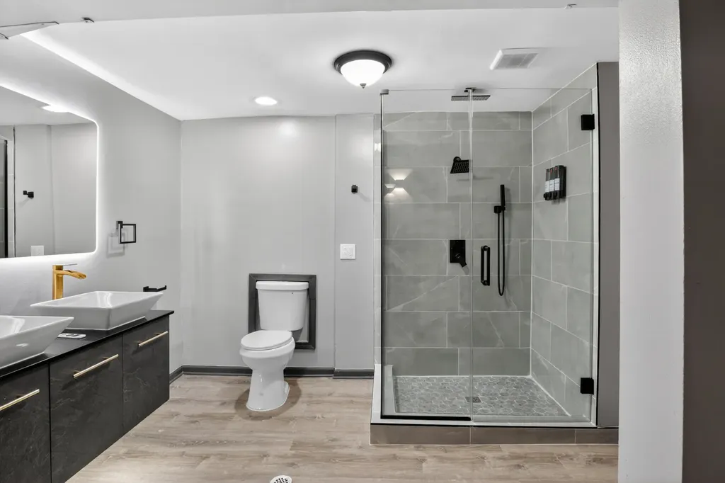 6348 South Greenwood Avenue Chicago IL 60637