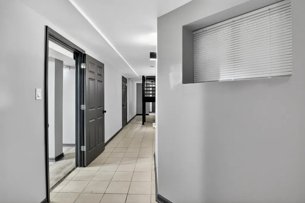6348 South Greenwood Avenue Chicago IL 60637