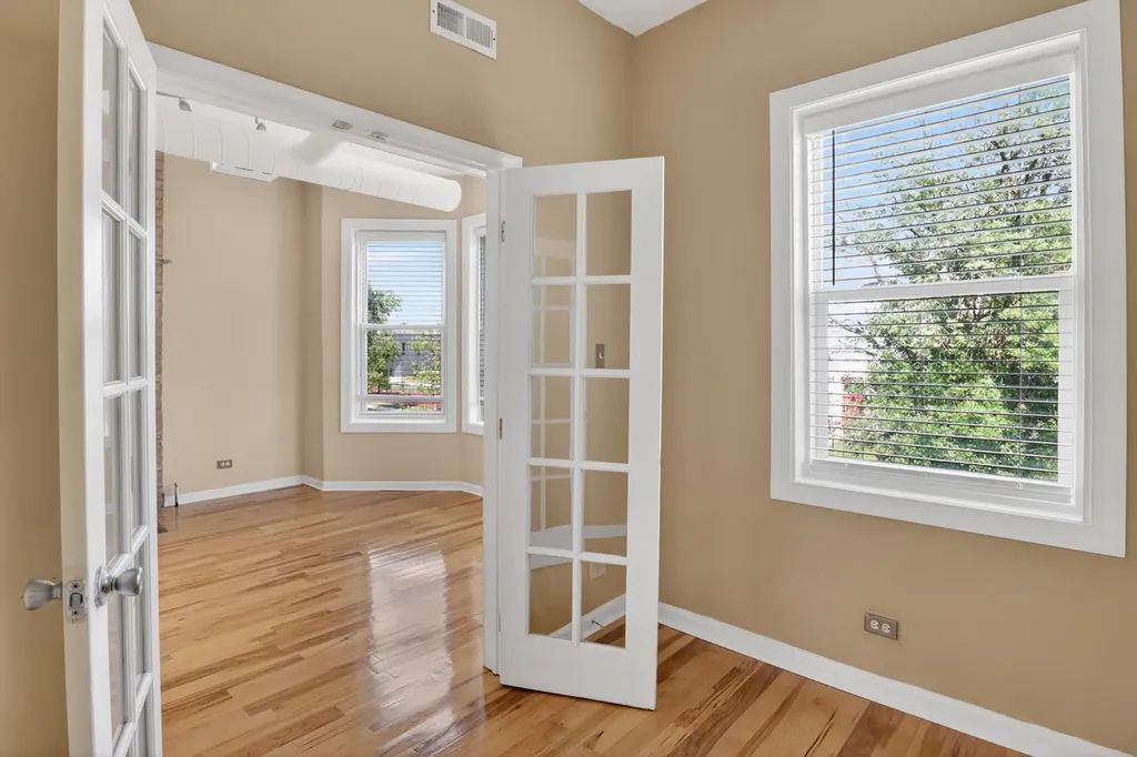 6348 South Greenwood Avenue Chicago IL 60637