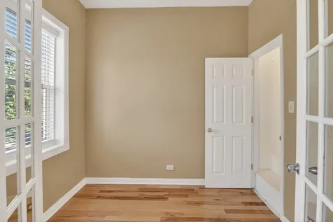 6348 South Greenwood Avenue Chicago IL 60637