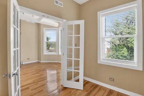 6348 South Greenwood Avenue Chicago IL 60637