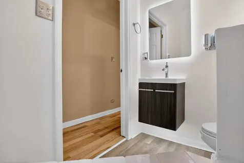 6348 South Greenwood Avenue Chicago IL 60637