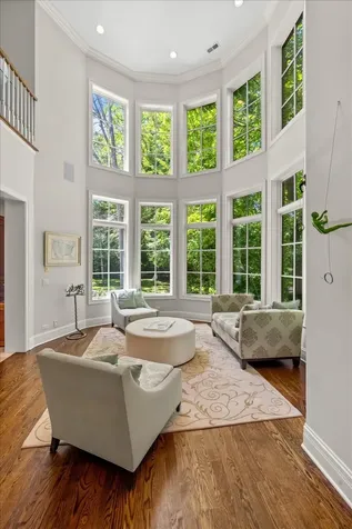 2390 Woodpath Lane Highland Park IL 60035