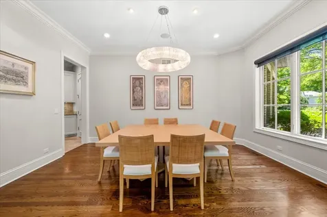 2390 Woodpath Lane Highland Park IL 60035