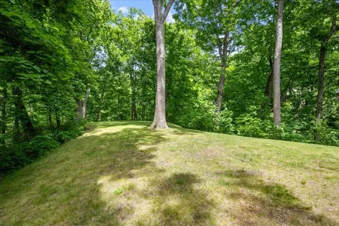 2390 Woodpath Lane Highland Park IL 60035