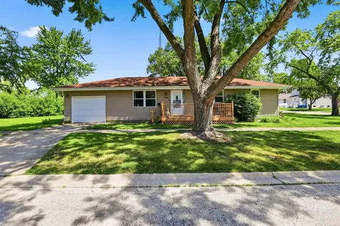 2205 West Hickory Street Kankakee IL 60901
