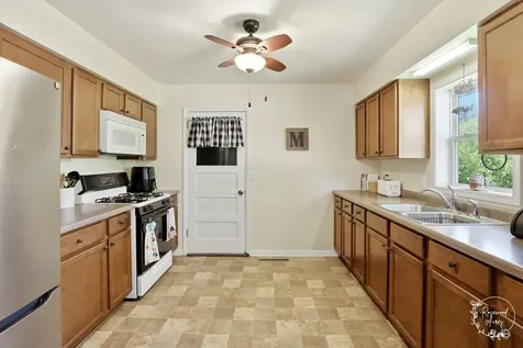 2205 West Hickory Street Kankakee IL 60901