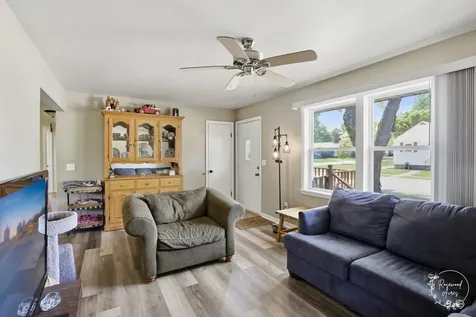 2205 West Hickory Street Kankakee IL 60901