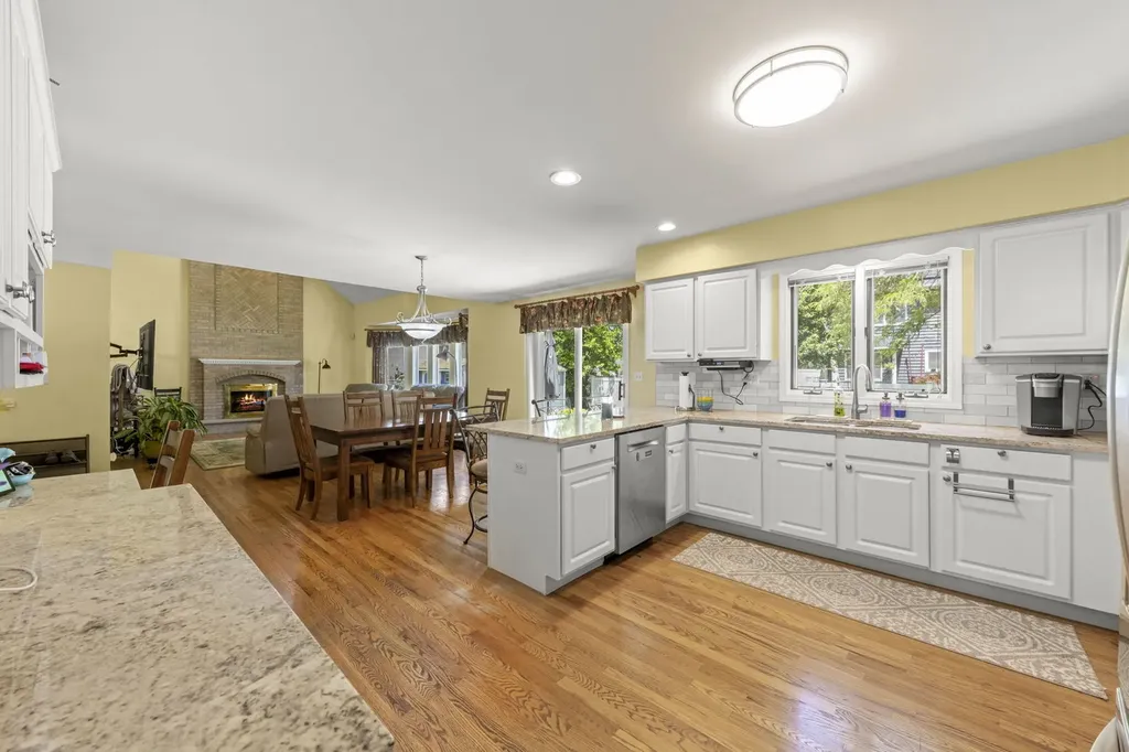 22W126 Glenrise Court Glen Ellyn IL 60137