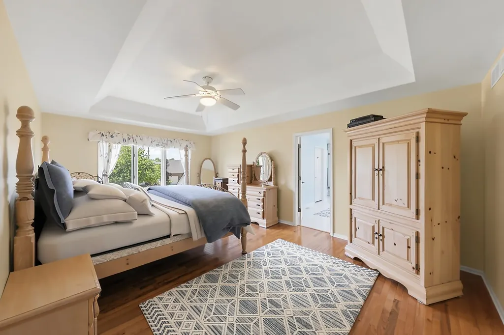 22W126 Glenrise Court Glen Ellyn IL 60137